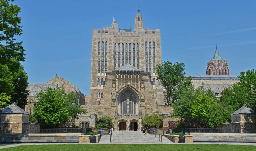Yale University Scholarship Opportunities for International Students 2022