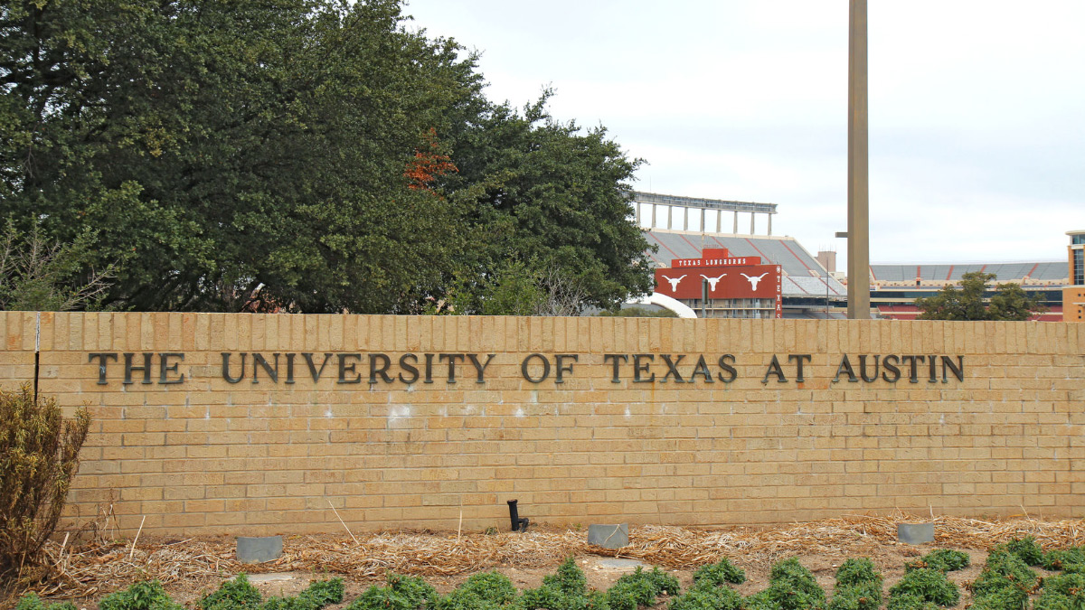 The University of Texas at Austin Scholarships Opportunities 2022 for International Students